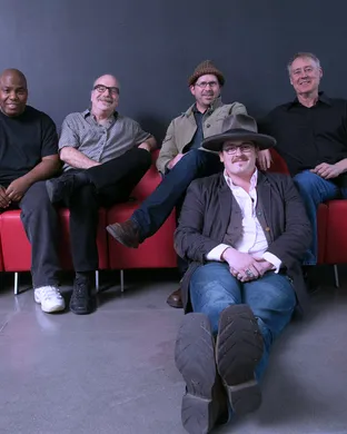 Bruce Hornsby And The Noisemakers Carmel