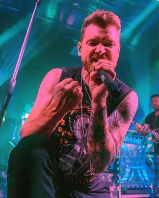 Hinder Noblesville