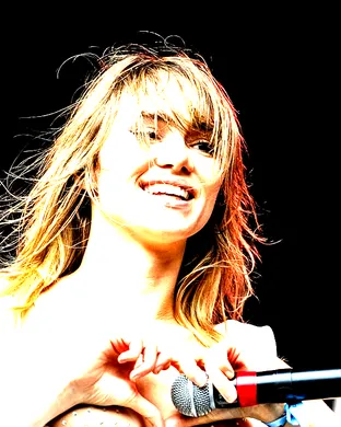 Suki Waterhouse